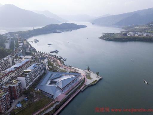 9_-_东北向鸟瞰_Northeastern_Birdview.jpg