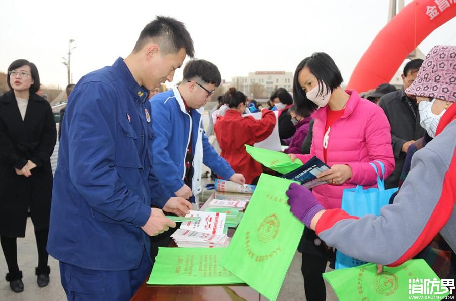 三个领域”管控宣传展开消防产品质量督查